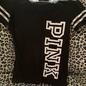 Black shirt barely worn